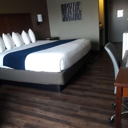 Best Western Woodburn Inn Exterior foto